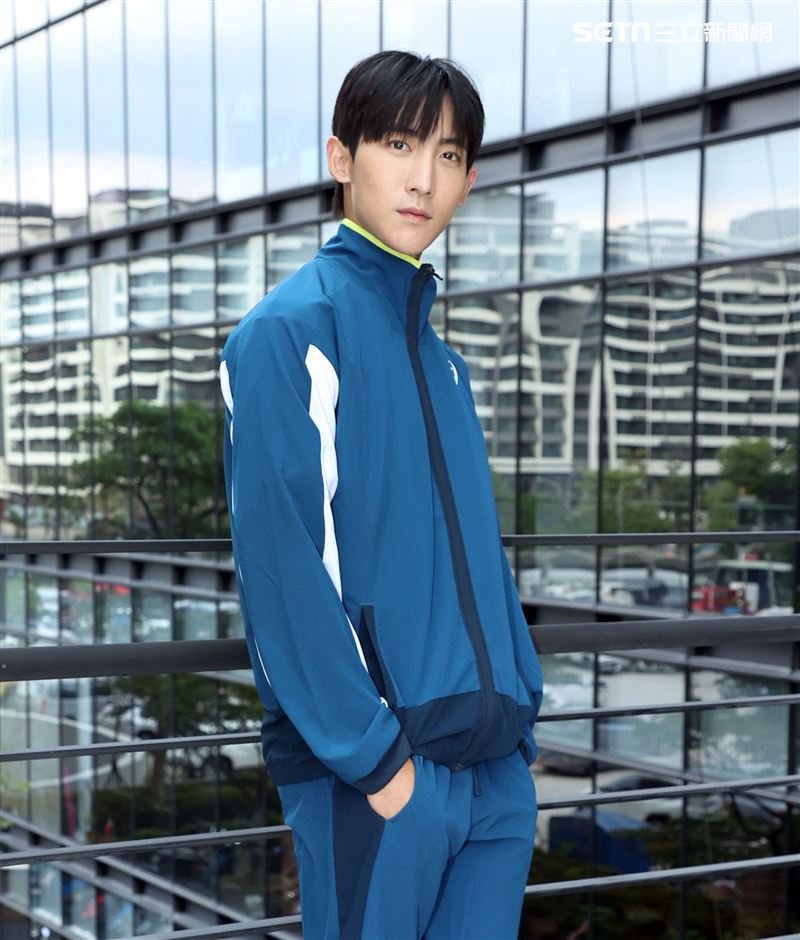 全明星黃宏軒三立新聞網專訪。（記者邱榮吉/攝影）