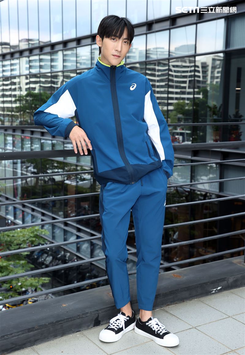 全明星黃宏軒三立新聞網專訪。（記者邱榮吉/攝影）