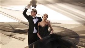 蕾菈這次的婚紗照完全是以天花板等級打造。（圖／反骨提供）