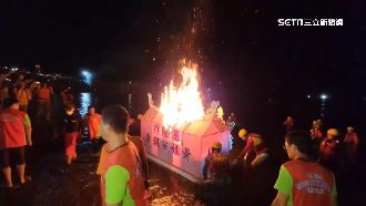 基隆中元祭重頭戲！「放水燈」吸人潮