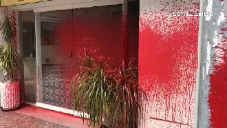 新竹2店凌晨遭潑漆　疑股東糾紛釀禍