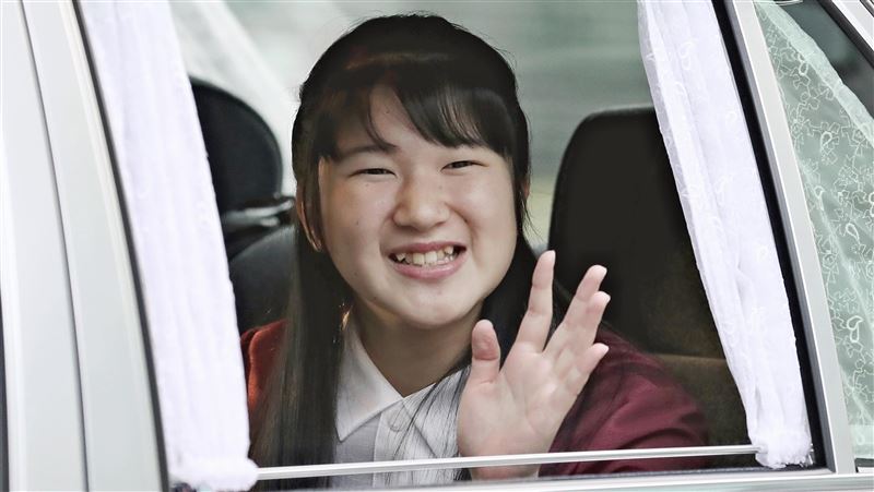 愛子公主今年3月自學習院大學畢業後,正式成為上班族,粉領族親切自然的形象深受國民喜愛。(圖/資料照)