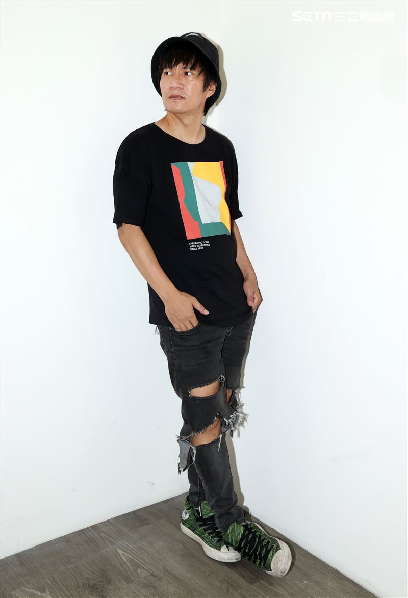 王宏恩三立新聞網專訪。（記者邱榮吉/攝影）