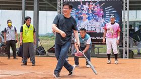 林佳龍出席超級盃全國慢速壘球錦標賽（圖／林佳龍競選辦公室提供）