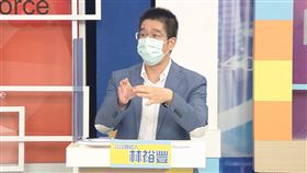 《震震有詞》邀請資深媒體人林裕豐、作家H、律師張琬萍、命理專家書珩，（圖／和展影視提供）