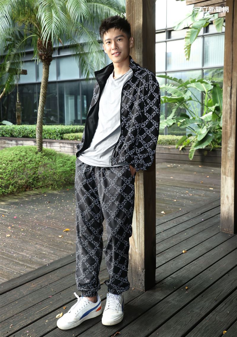 全明星張家陞三立新聞網專訪。（記者邱榮吉/攝影）