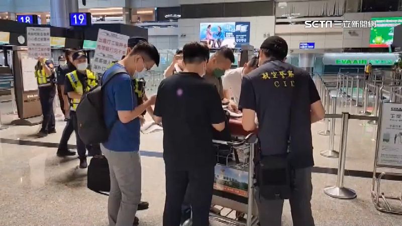 獨／天龍蓋地虎！他靠密語臥底柬救人