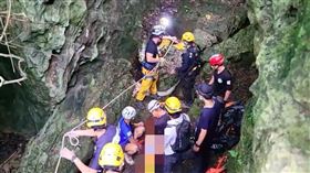 高雄,柴山,登山客,山溝,命危,