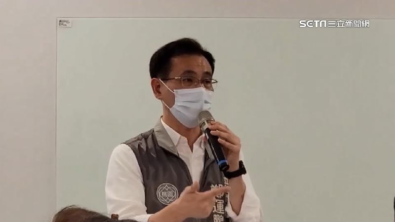鄭運鵬承諾當「遮雨棚」　搶勞工選票
