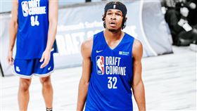 ▲才剛與公牛簽下合約，路易斯（Justin Lewis）就弄傷十字韌帶。（圖／翻攝自路易斯IG）