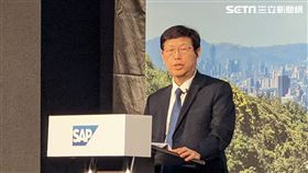 鴻海董事長劉揚偉今（18）日出席台灣思愛普SAP NOW Taiwan大會。（圖／記者戴玉翔攝影）