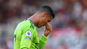 ▲無故拍落球迷手機，曼聯球星C羅（Cristiano Ronaldo）將支付賠償金。（圖／路透社／達志影像）