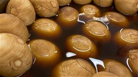 原PO在超商看到木星蛋。（圖／翻攝自《路上觀察學院》）