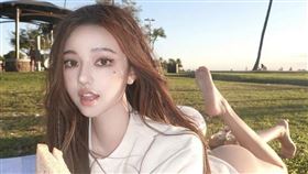 黃琳擁有天使臉孔、魔鬼身材，時常在社群上分享火辣照。（圖／翻攝自黃琳IG）