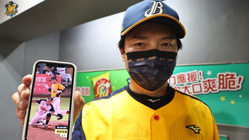 截圖證明王威晨腳先到　助總：會申訴