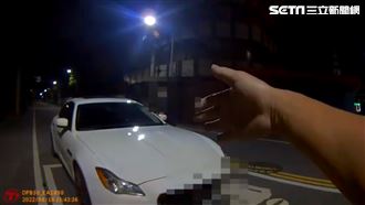 瑪莎拉蒂囂張停路中　駕駛尷尬：沒油