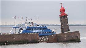 德國布萊梅港斜燈塔（圖／美聯社／達志影像）