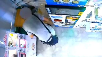 士林夜市慣竊現蹤　挑無人看管店連偷