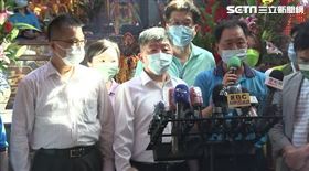 陳時中赴士林市場導覽及慈諴宮媽祖廟參香