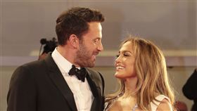 珍妮佛洛佩茲（Jennifer Lopez）、班艾佛列克（Ben Affleck）。（圖／美聯社／達志影像）