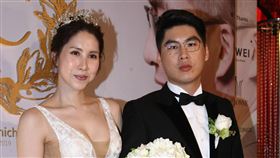 余苑綺晚間補辦婚宴  政界藝界人士出席捧場[20190120台北訊]