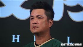 統一獅球團為潘武雄舉辦引退記者會。（圖／記者蔡厚瑄攝影）