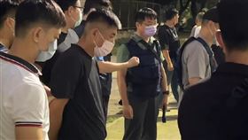 警政署長率55名員警埋伏！殺警兇嫌抓到了　查扣作案警槍
（圖／翻攝畫面）