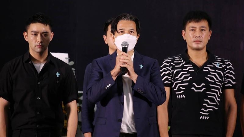 《新兵》戰友喊口令　告別艾成惹鼻酸