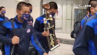 為國爭光！台中中山國中次青少棒奪冠