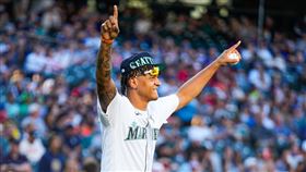 ▲新科狀元郎班凱羅（Paolo Banchero）是西雅圖子弟兵，上週還受邀為西雅圖水手開球。（圖／翻攝自班切羅推特）