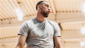 ▲公牛球星拉文（Zach LaVine）喜獲麟兒。（圖／翻攝自拉文IG）