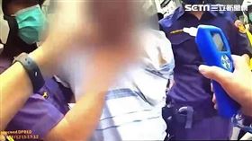 北市石男酒駕擦撞宋姓女警，還揮拳毆打對方遭逮。（圖／翻攝畫面）