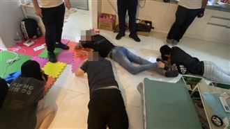 警逮9人詐騙集團！5豬仔遭囚小黑屋