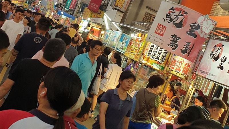 台版神隱少女夜市登場　網：逛爆吃爆