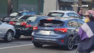 獨／疑來不及減速　男租超跑5車連撞