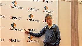 關愛基金會副執行長馮一凡，日前至加拿大蒙特婁參與「2022國際愛滋會議」。（圖／關愛基金會提供‘）