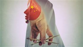 美國國務卿蓬佩奧19日表示，經審慎檢視相關事證，認定中國正對新疆維吾爾族等少數民族進行「種族滅絕」。（中央社製圖）