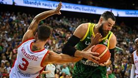 ▲鵜鶘中鋒瓦蘭丘納斯（Jonas Valanciunas）在歐洲資格賽戰場上無人能擋。（圖／翻攝自FIBA官網）