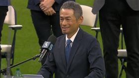 ▲鈴木一朗致詞。（圖／翻攝自水手推特）