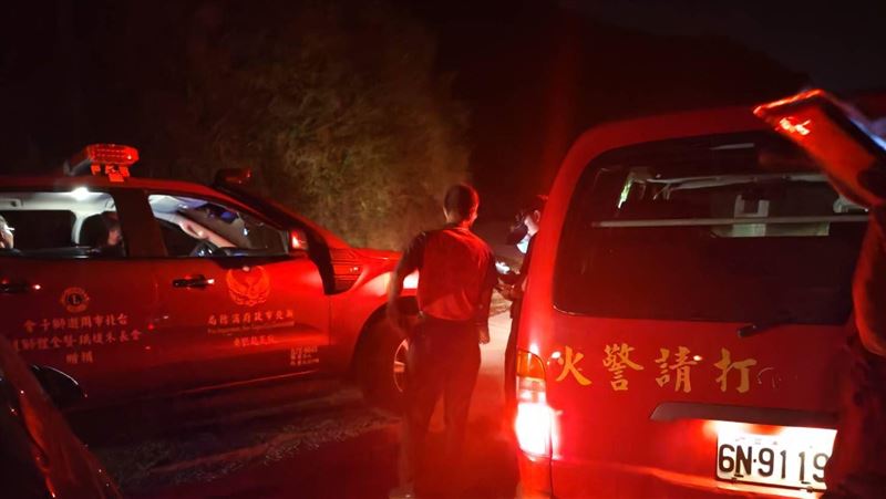 攀燦光寮迷途！登山客水用罄口渴待援