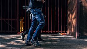 跑步,逛街,小偷,（示意圖／翻攝自Pixabay）