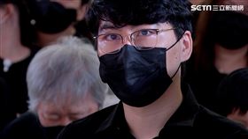 余苑綺靈堂　老公陳鑒、女兒