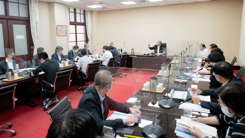 學校將陸續開學　蘇揆指示做好防疫