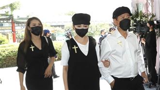 黃西田追思會心痛喊：綺綺就像我女兒