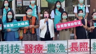 周春米帶孕婦登記　象徵孕育新希望