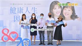 社團法人中華民國家庭牙醫學會攜手台灣士卓曼醫療器械有限公司，盼民眾落實口腔照護。
