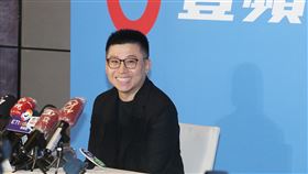 潘杰賢親上火線說明台蘋交易案（2）台灣蘋果新聞網新買家潘杰賢30日舉行記者會，他表示，因交易無法進行，決定成立新「壹蘋新聞網」，台蘋96%資遣員工將加入新公司。中央社記者郭日曉攝  111年8月30日