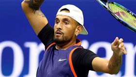 ▲基爾喬斯（Nick Kyrgios）擊退好友科基納基斯（Thanasi Kokkinakis）。（圖／翻攝自US Open Tennis推特）