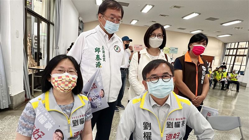 劉櫂豪登記參選台東縣長　喊出這1句