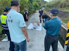 男屍,三星鄉,宜蘭,盤腿（圖／翻攝畫面）